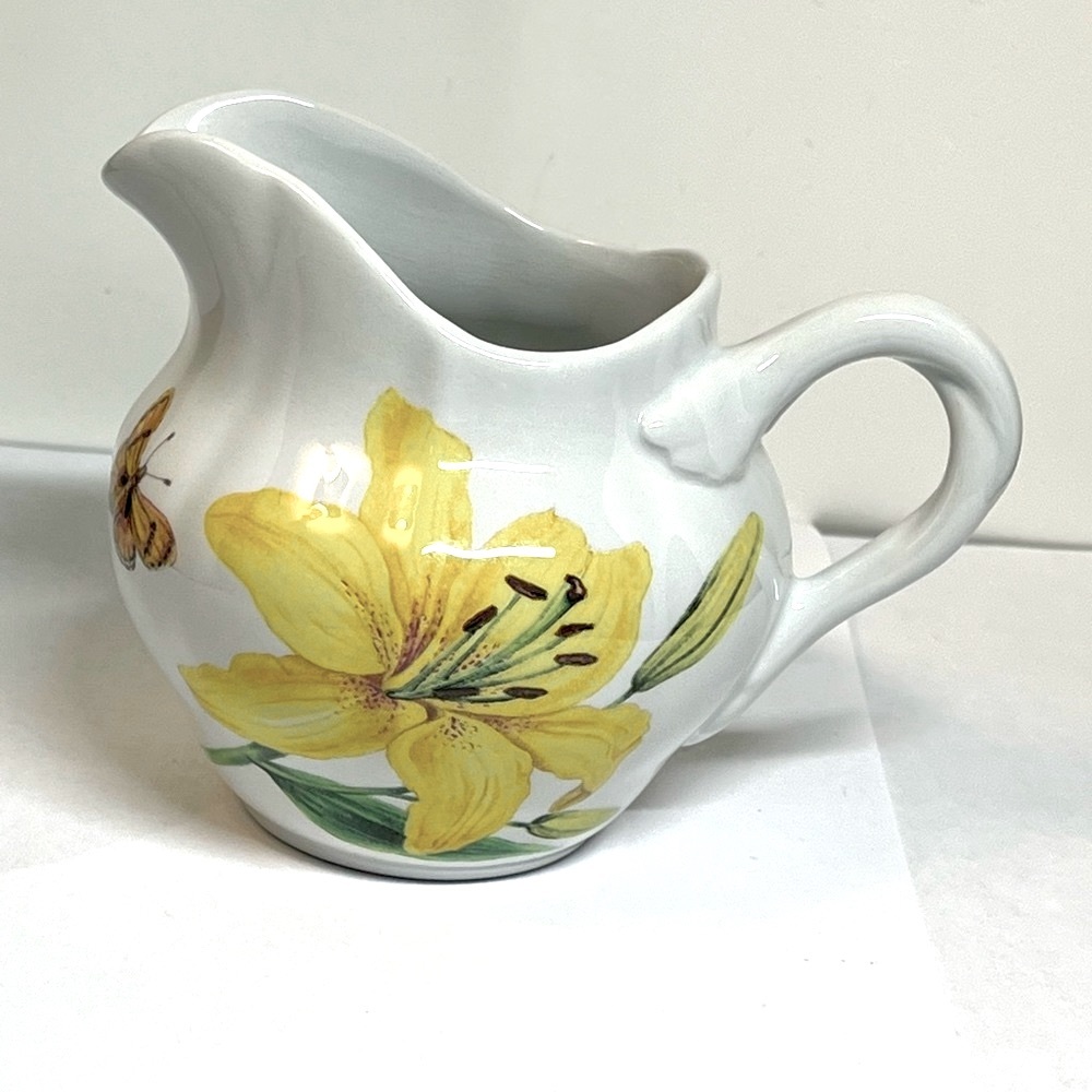 Spode Yellow Hibiscus English Floral Creamer Exclusively for Williams Sonoma